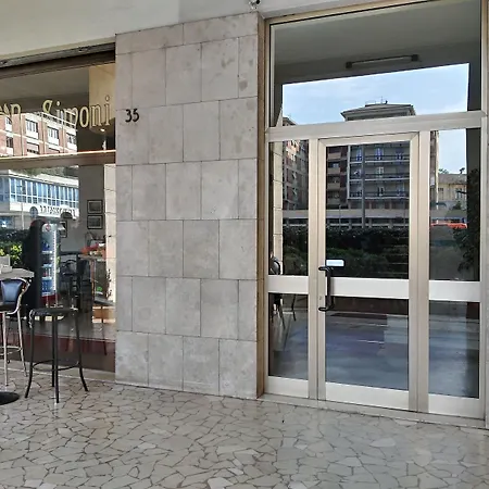 Daydreaming House 4*