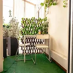 Daydreaming House 4*