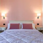Daydreaming House 4*