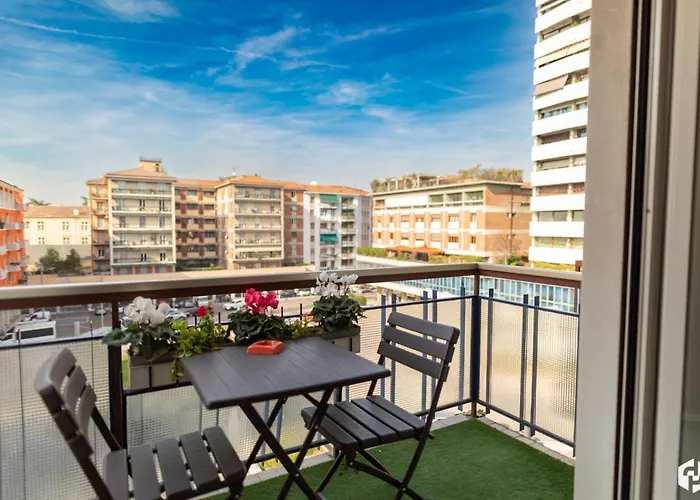 Daydreaming House 4*